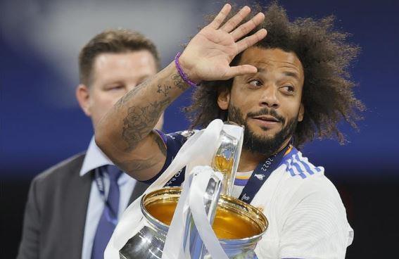 مارسيلو: أرى نفسي عائدا لريال مدريد