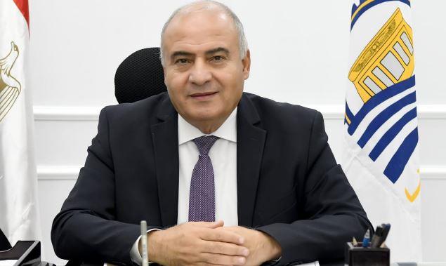 محافظ قنا يتابع إزالة عدد من الأدوار المخالفة بنجع حمادي