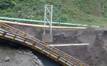   الإكوادور تعلق جزءا من صادراتها النفطية بعد انهيار جسر فوق نهر «ماركر»