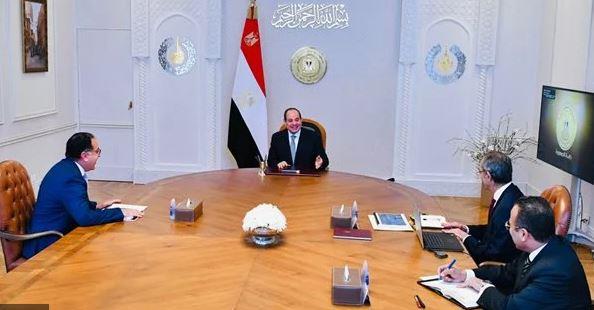 السيسي يوجه بمواصلة جهود الدولة في تعزيز التحول الرقمي وميكنة الإجراءات الإدارية والحكومية