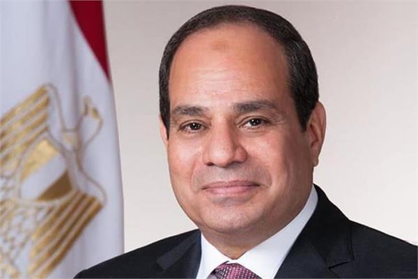 الرئيس السيسي يصل إلى مقر اصطفاف المعدات المشاركة في تنمية وإعمار سيناء