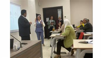 رئيس جامعة سوهاج يناقش مع أعضاء مجلس إدارة المدن الجامعية آليات سير العمل 