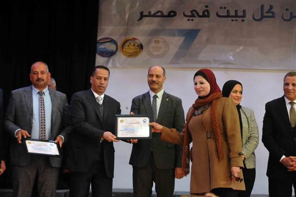 «مستقبل وطن» بالإسكندرية ينظم احتفالية  لتكريم الفائزين في مسابقة أوائل الطلبة