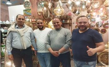 الحرف اليدوية تشارك في عدد من الأجنحة داخل معرض بالقاهرة الجديدة 