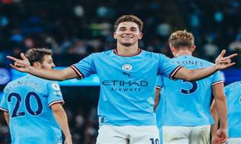 برشلونة يحاول استغلال أزمة ألفاريز لضمه من مانشستر سيتى