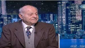 مستشار الرئيس: اقترحت خط إنتاج للطاقة الشمسية صناعة مصرية