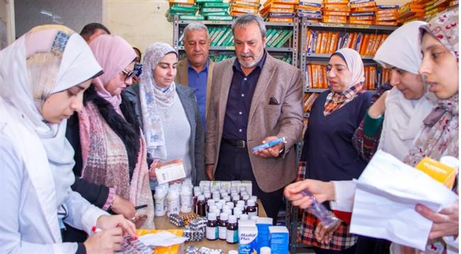 تقديم الرعاية الطبية لـ 1077حالة بقافلة جامعة طنطا بمركز السنطة 