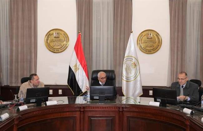 رضا حجازى يترأس اجتماع اللجنة التنفيذية العليا لمدارس المتفوقين في العلوم والتكنولوجيا STEM