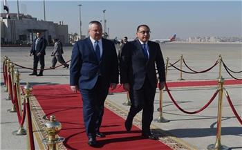   رئيس حكومة رومانيا: سعداء وفخورين بتوطيد وتعزيز علاقتنا مع مصر