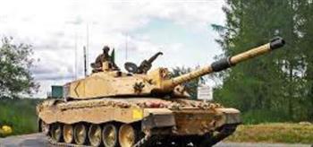 الحكومة البريطانية تعلن موعد البدء في تدريب الجنود الأوكرانيين على دبابات «تشالينجر 2»