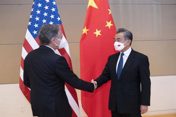 وزير الدفاع الأمريكي: بتوجيه من الرئيس بايدن أسقطنا المنطاد الصيني قبالة ساحل ساوث كارولينا