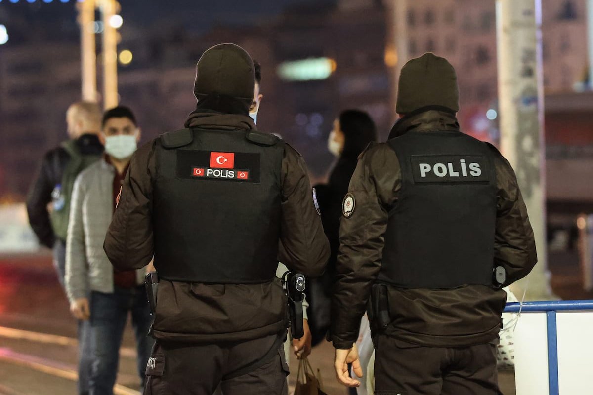 تركيا تعتقل 15 شخصا لصلتهم بتنظيم «داعش»