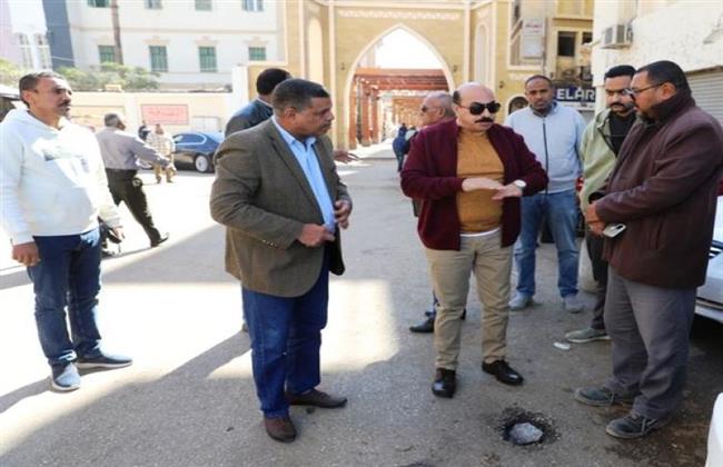 محافظ أسوان يتابع اعمال التطوير بكورنيش النيل وعدد من الشوارع الداخلية 