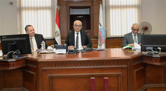 وزير التعليم يترأس اجتماع مجلس إدارة الهيئة العامة للأبنية التعليمية 