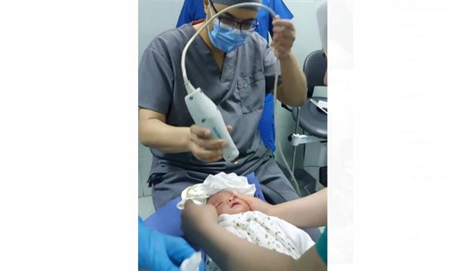 تدشن أول وحدة فحص للاعتلال الشبكى فى الأطفال المبتسرين "ROP" بـ"سوهاج التعليمى" 