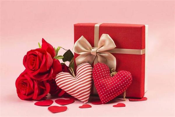 6 هدايا تقدم للحبيب فى عيد الحب ..تعرفى عليها