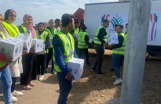 «التحالف الوطنى»يطلق قافلة «ستر وعافية» بمدينة الرحمانية بالبحيرة