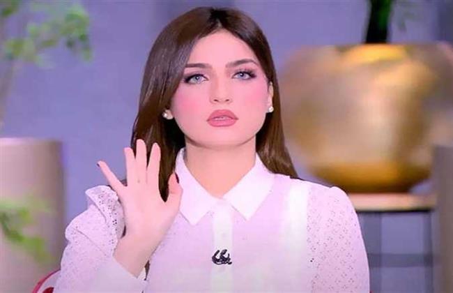 ياسمين عز: «مش عارفة عملوا دواء ومسكن للصداع ليه والراجل موجود»