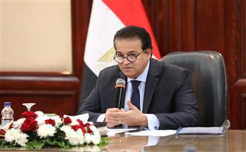  خلال زيارة مفاجئة..وزير الصحة يرصد حالة من عدم الانضباط  في مستشفى القاهرة الجديدة