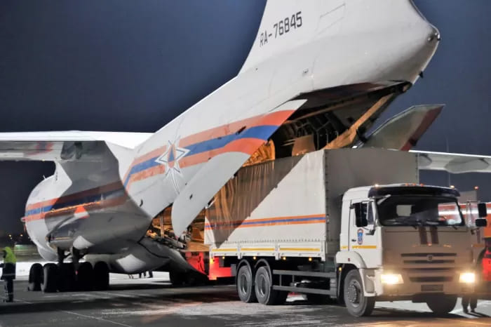 « الطوارئ الروسية»: مستعدون لإرسال طائرتين محملتين برجال الإنقاذ إلى تركيا