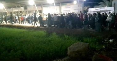 تشييع جثمان قاتل طفليه بعد تنفيذ حكم الإعدام شنقا بالدقهلية