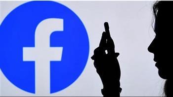 "فيس بوك" يتدخل وينقذ حياة شخصين من الانتحار 