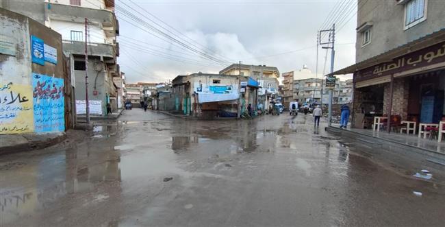أمطار غزيرة تضرب البحيرة 