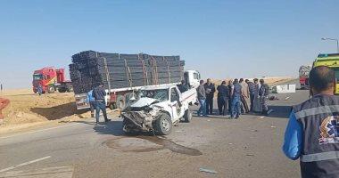 مصرع وإصابة 3 أشخاص فى حادث تصادم سيارة وتوك توك بالمنيا
