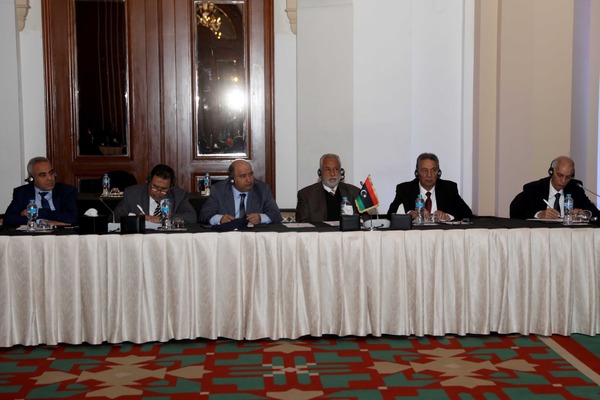 أهمية توقيت اجتماعات اللجنة العسكرية الليبية المشتركة في مصر