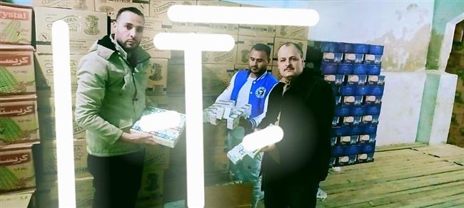 ضبط 48500 علبة سجائر بكفر الدوار مجهولة المصدر تم تجميعها لإعادة البيع بالسوق السوداء