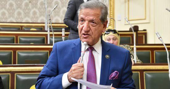 فخري الفقي يوضح دور لجنة الخطة والموازنة بمجلس النواب
