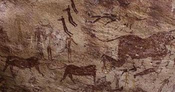   "كهف الوحوش".. رسومات وأيقونات تعود إلى 7 آلاف سنة فى جبال الجلف بالوادى الجديد