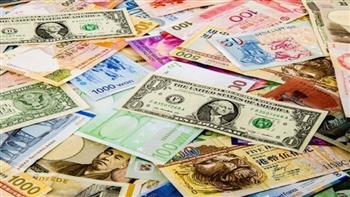   أسعار العملات العربية والأجنبية في بداية التعاملات اليوم
