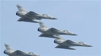   تايوان ترصد 5 طائرات عسكرية صينية و 4 سفن حربية حول الجزيرة