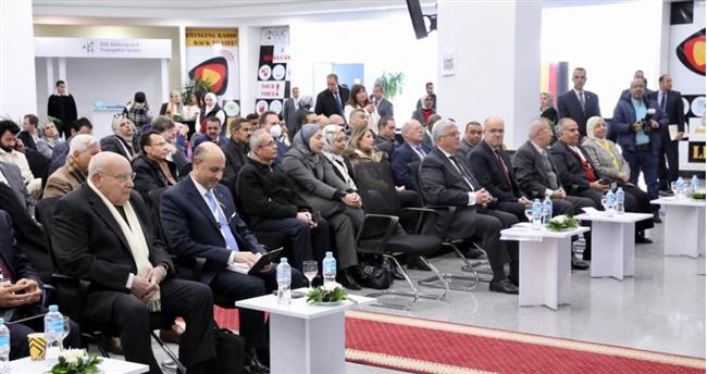 افتتاح فعاليات المؤتمر الدولي للموجات الدقيقة والهوائيات بالجامعة الألمانية 