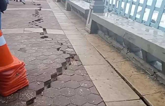 هل زلزال سوريا وتركيا تسبب في الهبوط الأرضي بكورنيش الإسكندرية؟