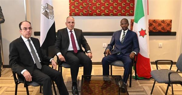 وزير الري يلتقى نظيره البوروندى لبحث التعاون بين البلدين