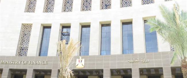 "الجمارك": لا أعباء ضريبية جديدة على السلع بالأسواق الحرة 