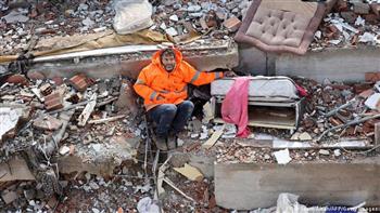   إدارة الكوارث والطوارئ التركية تعلن ارتفاع ضحايا الزلزال إلى 17 ألفا و134 قتيلا