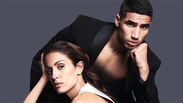 تصرف غريب من زوجة أشرف حكيمي بعد محاكمته بتهمة الاغتصاب