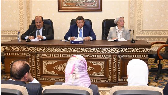 وزيرة البيئة: السوق الطوعي للكربون يعتبر جزءا من التزامات مصر