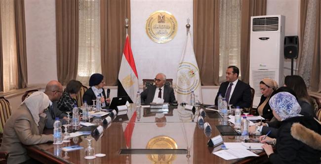 وزير التعليم يستقبل وفد من البنك الدولى 