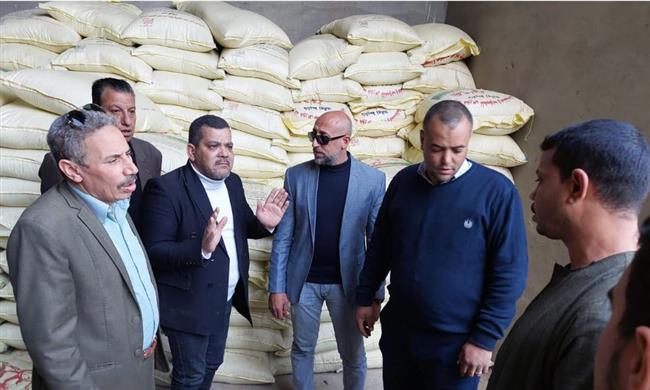 ضبط مخزنين والتحفظ على 2 طن أعلاف خلال حملات تموينية بالمنيا