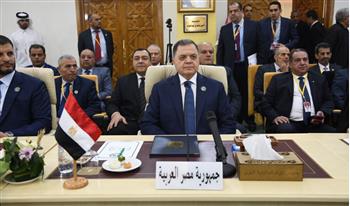   وزير الداخلية من تونس: موقف مصر ثابت لدعم الاستقرار العربي والإقليمي 