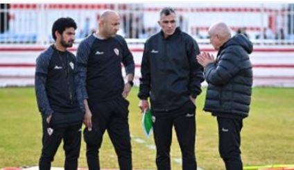 مدرب الزمالك يعقد جلسة مع اللاعبين