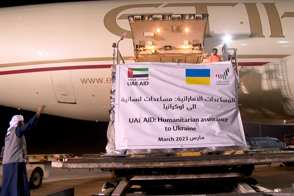 الإمارات ترسل طائرة تحمل 14 طناً من المساعدات للمتضررين من الشتاء في أوكرانيا