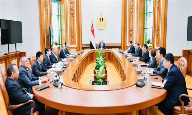 الرئيس السيسي يؤكد حرص مصر على توطيد التعاون الاقتصادي والاستثماري مع الصين