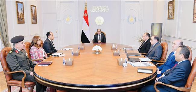 الرئيس السيسي يتابع تطوير مدينة دمياط للأثاث