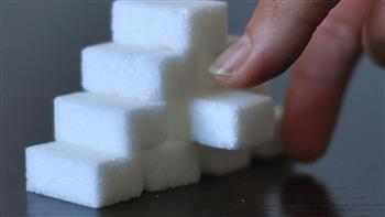   دراسات طبية: تحذر من تناول كميات كبيرة من السكر 