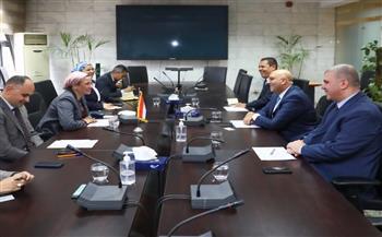 وزيرة البيئة:نتطلع لتعاون أكبر مع الجهاز  لفتح المجال أمام الشباب للإستثمار  البيئى